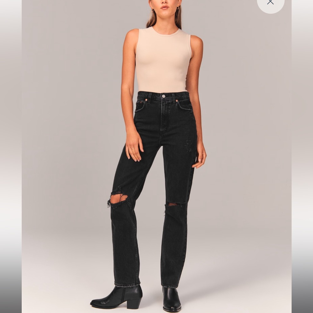 Abercrombie & Fitch Curve Love 90s Ultra High Rise Straight Jeans